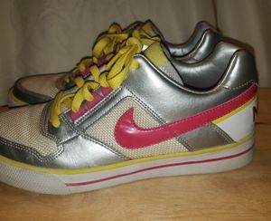 Womens Nike Sneakers